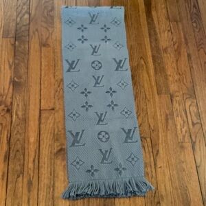 Louis Vuitton vintage gray Monogram Scarf with Fringe